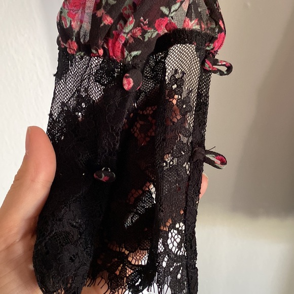 For Love & Lemons Melrose Robe - Picture 4 of 4